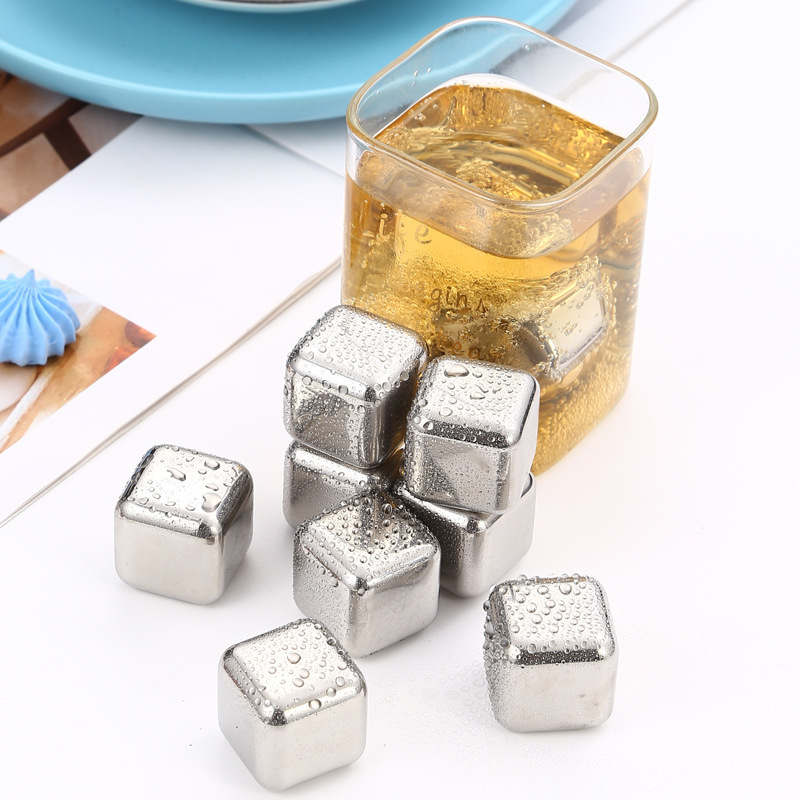 Hot Selling Gift Set Bar Tools Modern Style Wine Glass 304 Steel Ice Cube Whiskey Stones