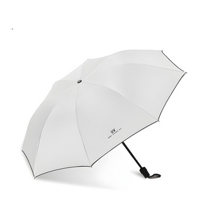 Promotional Pongee Handle 8 Ribs Fracture Manual Control Folding Sunscreen And Rain Umbrella For Women And Men