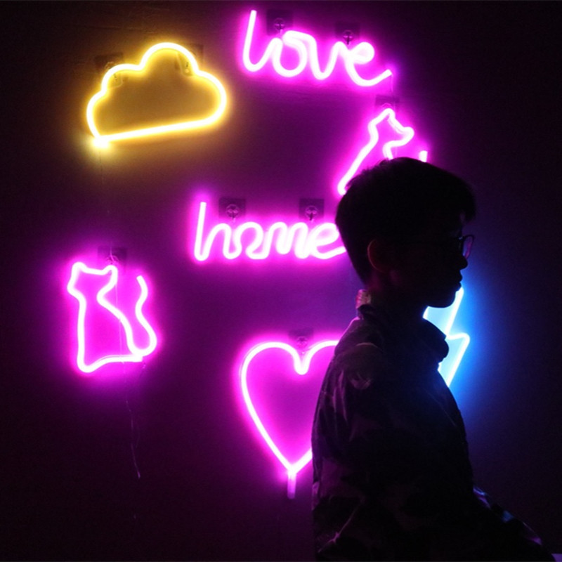 Valentine's Day Wedding Decoration LED Light Heart Shape Acrylic Wall Mount Custom Neon Sign Decoration