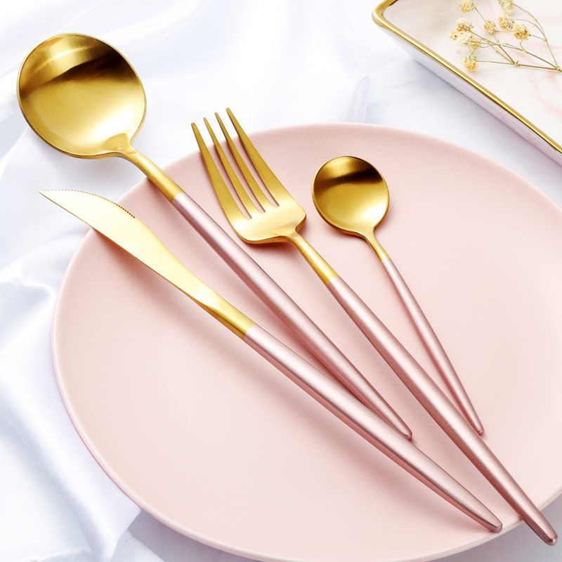 4 piece Wedding Stainless Steel Flatware Set New Royal Dinnerware Restaurant Hotel Luxury Wedding Rose Gold Cutlery Set