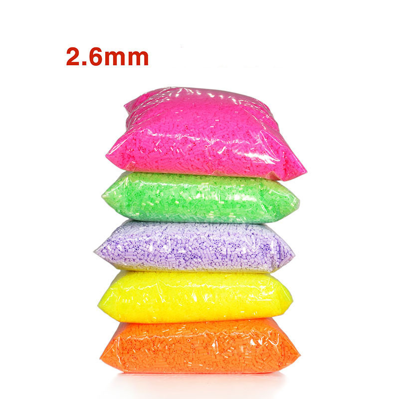 Wholesale New Products DIY Educational Toy Midi Beads Kit 2.6mm 5mm Fuse Beads Fruits Kit With Pattern And Pegboard