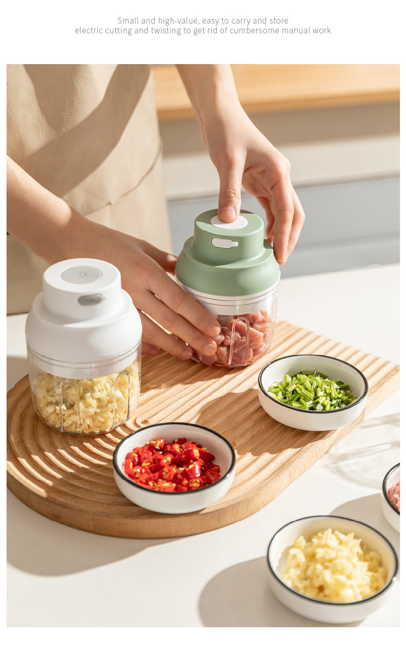 Mini Usb Masher 100ML Garlic Crusher Portable Mini Electric Food Vegetable Meat Garlic Chopper Grinder