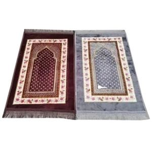 High Quality Wholesale Prayer Mat Muslim Thick Prayer Soft Carpet Turkish Memory Foam Padded Folding Prayer Mat