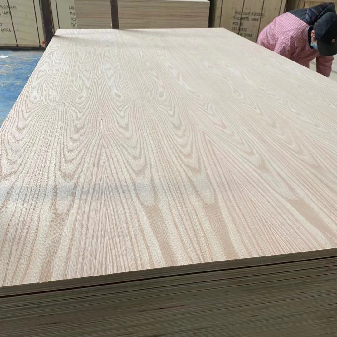 Professional Red Oak Veneered Sheet Red Oak Plywood Factory 4*8ft Red Oak Birch Parota Sapele Walnut Fancy Plywood