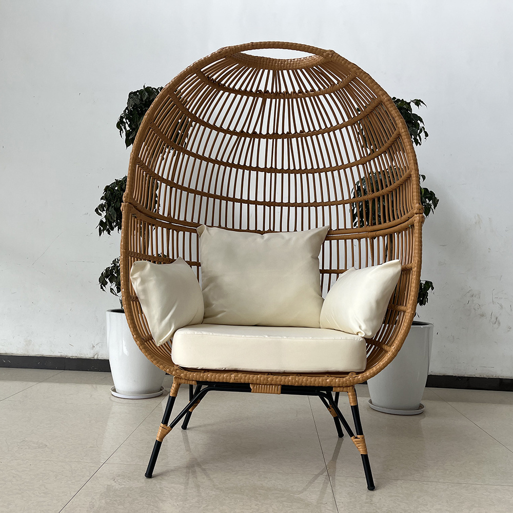 Hot selling outdoor bird's nest lying chair wicker hanging bed for hotel Hotel terrace outdoor round rattan reclining bed