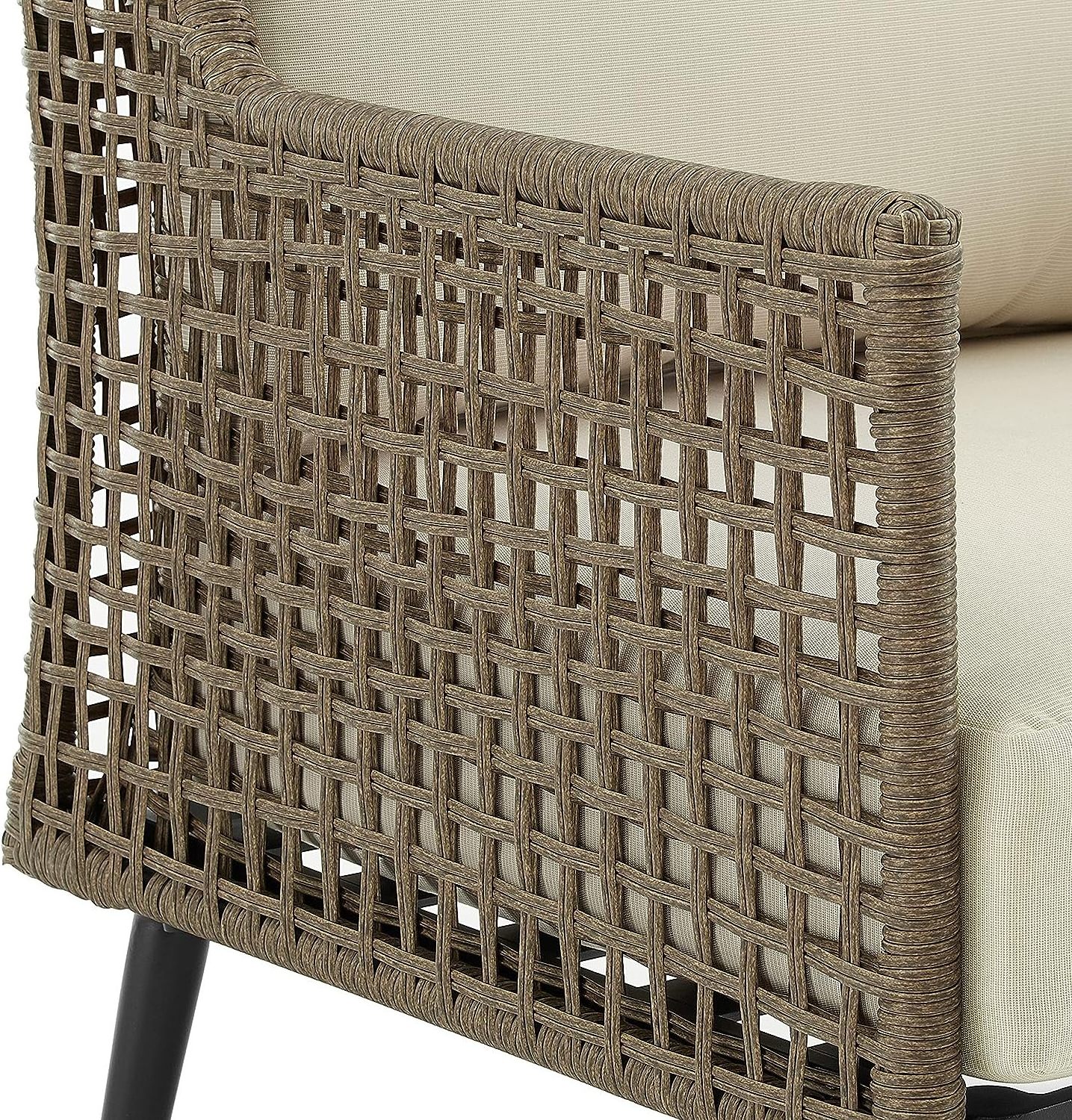 Outdoor Wicker Arm Chair With Open Basket-weave Design PE Rattan Patio Furniture