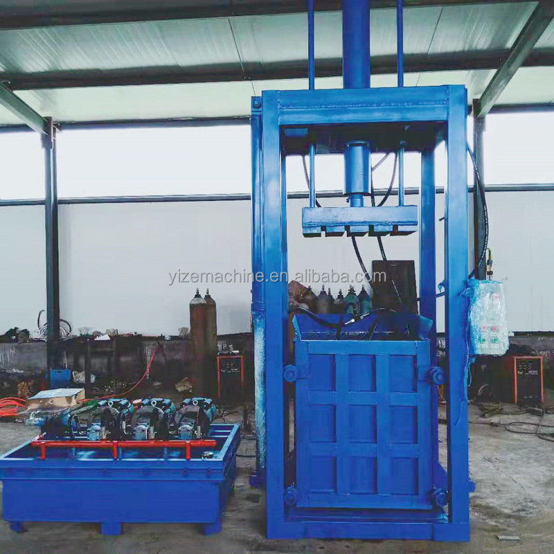 Vertical carton compress baler for used clothing wool Hydraulic metal pet bottle cardboard block baler baling press machine