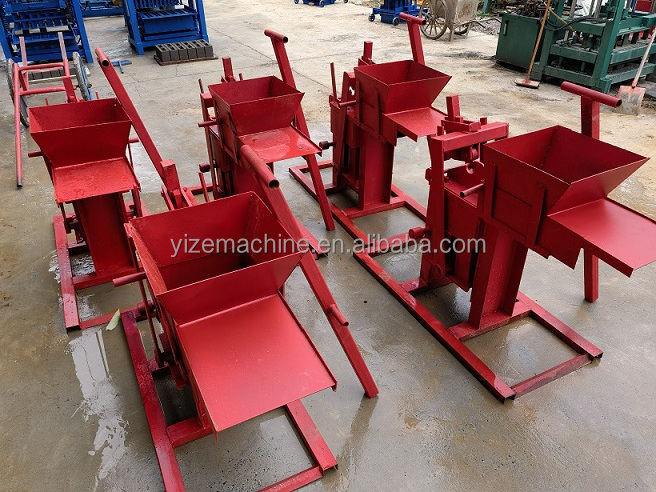 Manual clay brick press machine interlocking clay block brick making machine price for sale in kenya