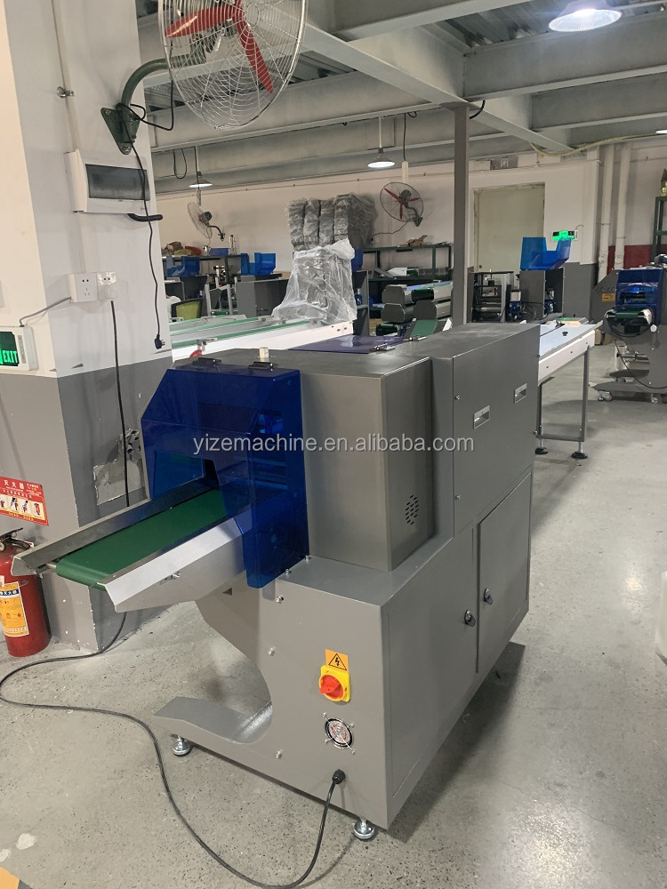 Fully automatic horizontal wrapping flow pack packing machine bread chocolate candy lolly popsicle pillow type packaging machine