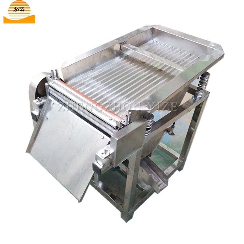 Green pea peeling splitting machine Soybean sheller thresher machine Edamame broad bean pea sheller for sale