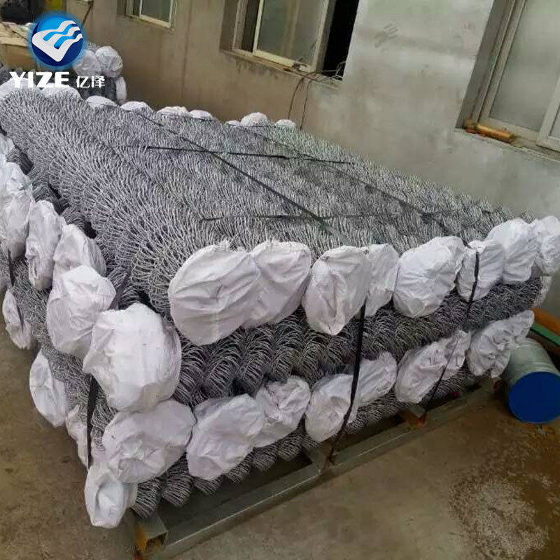 Anping YIZE high quality 9 gauge galvanized wholesale chain link fence