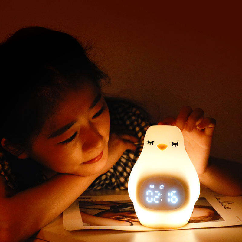 YIZHI European Hot Kids Baby Smart Table Clock ABS Silicone Night Light Cartoon Penguin Alarm Clock For Children Sleep Trainer