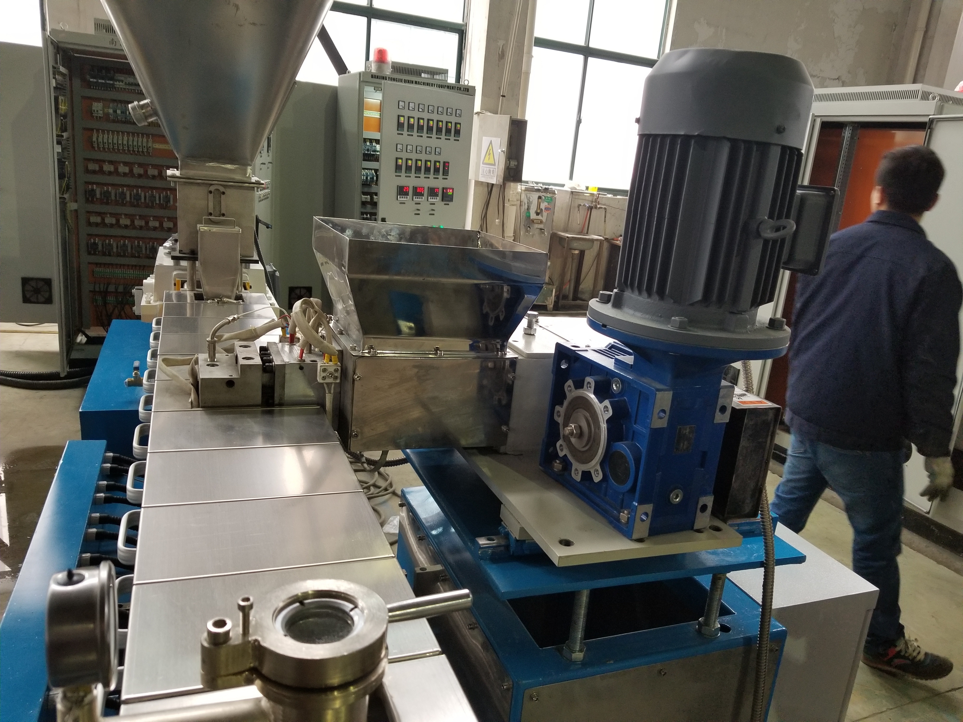 High performance Plastic Extruder plastic pallet production line