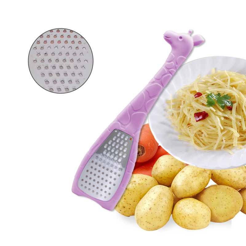 Home Kitchen Cartoon Giraffe Shape Mini Manual Flat Ginger Garlic Chocolate Carrots Cheese Grater