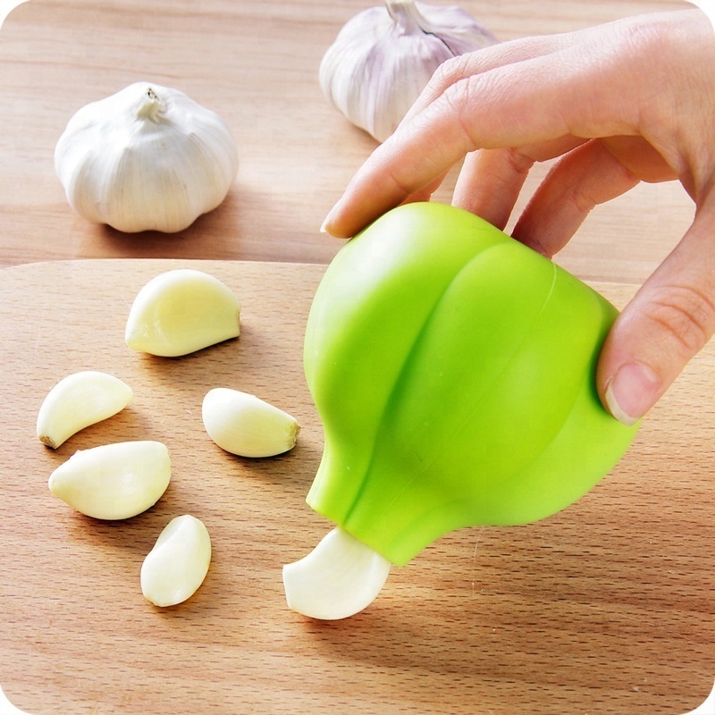 Kitchen Silicon Gel Manual Garlic Peeler/Garlic Peeling Tools / Garlic Skin Remover