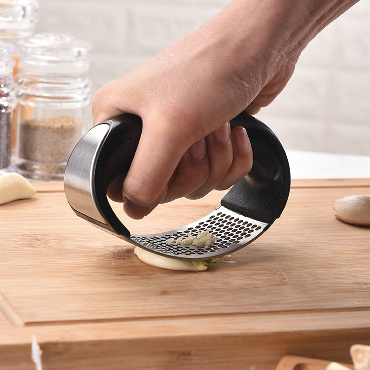 Multi-function 304# Manual Garlic Rocker Presser Kitchen Silicone Garlic Peeler and Stainless Steel Garlic Press Set