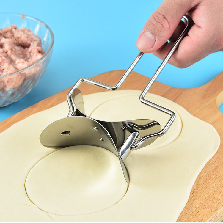 Handheld manual cooking tool dough pastry ravioli skin pie maker circle stainless steel press kitchen dumpling mould