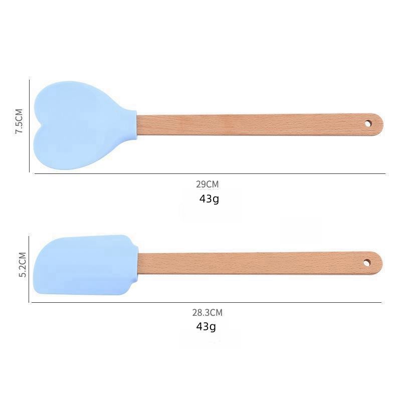 Heart-Shaped Silicone Scraper Spatula Non-Stick Heat-Resistant Kitchen Tools with Wooden Handle Food Grade Disposable Baking