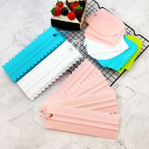 Long Toothed Plastic Cake Decorating Scraper Set Dough Cutter Cake Smoother Spatula Baking Icing Tools