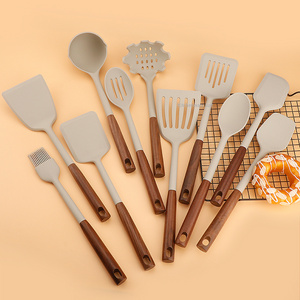 Professional Kitchen Set High Quality 11pcs Silicone Cooking Utensil Set With Black Walnut Wood Handle Cooking Tools