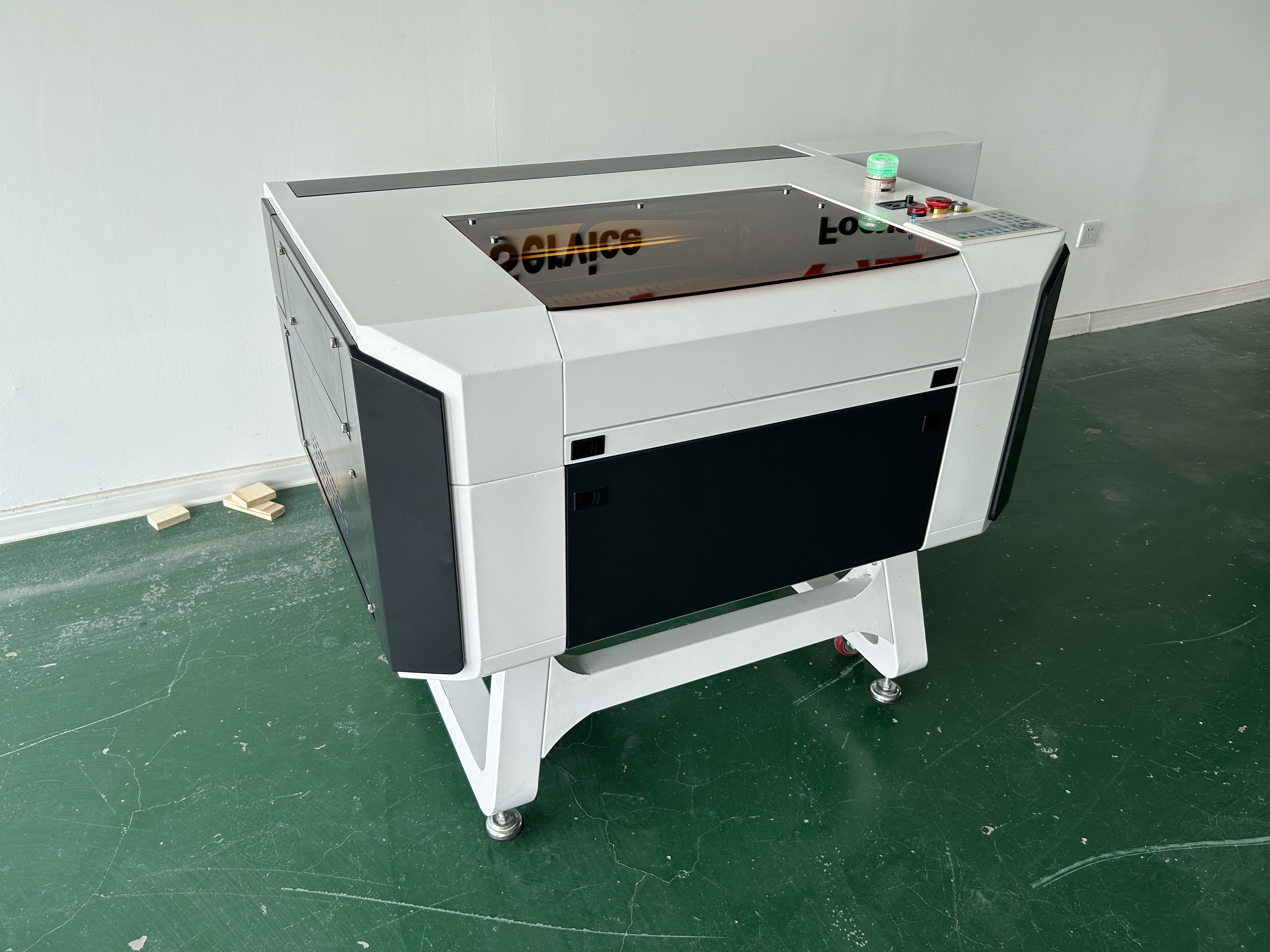 small machine 6040 40W 50W 60W 80W mdf CO2 laser engraving marking and cutting machine wood logo printer with ruida system