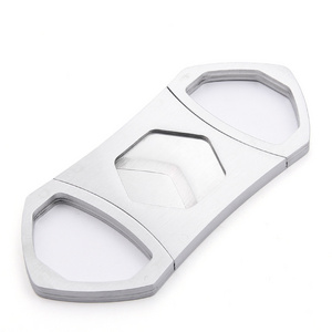 Custom Logo Stainless Steel Cigar Cutter Sharp V Cut Metal Durable Cigar Accessories