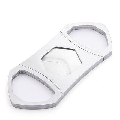 Custom Logo Stainless Steel Cigar Cutter Sharp V Cut Metal Durable Cigar Accessories