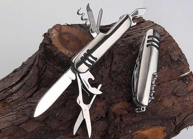 Spot wholesale 7 functions stainless steel folding knife multi-functional gift mini camping  knife