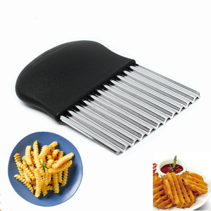 Large Stainless Steel Crinkle Cutter Potato Knife Cutter French Fry Slicer Potato Cutter Fruit Vegetable Wavy Chopper Knife