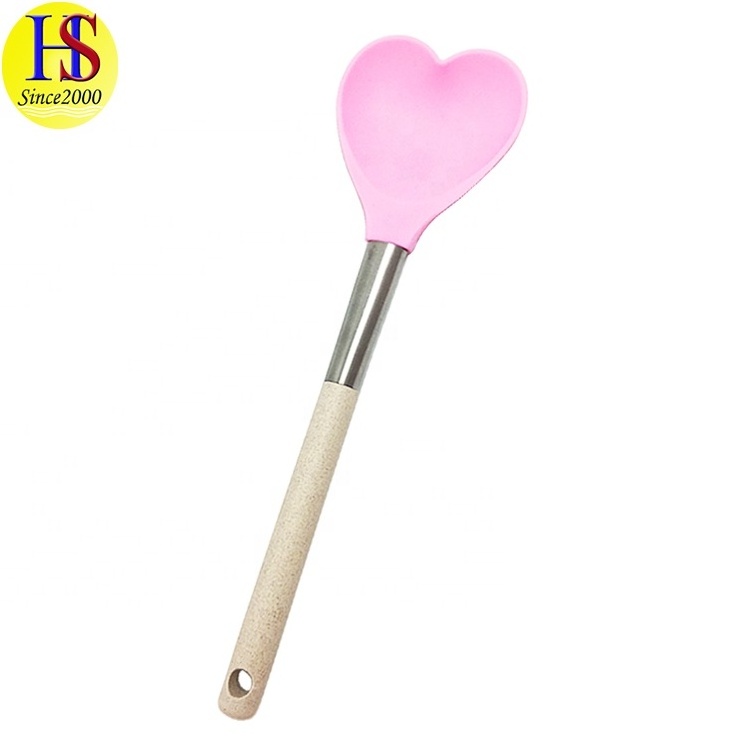 Wholesale Food Safe Home Kitchen Heart Shape Silicone Spatula Spoon