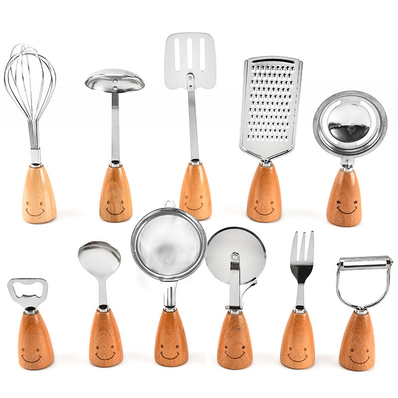 Factory Sale Cute Cooking Utensil Set DIY Baking Home Use Kitchen Utensil Set with Wood Handle