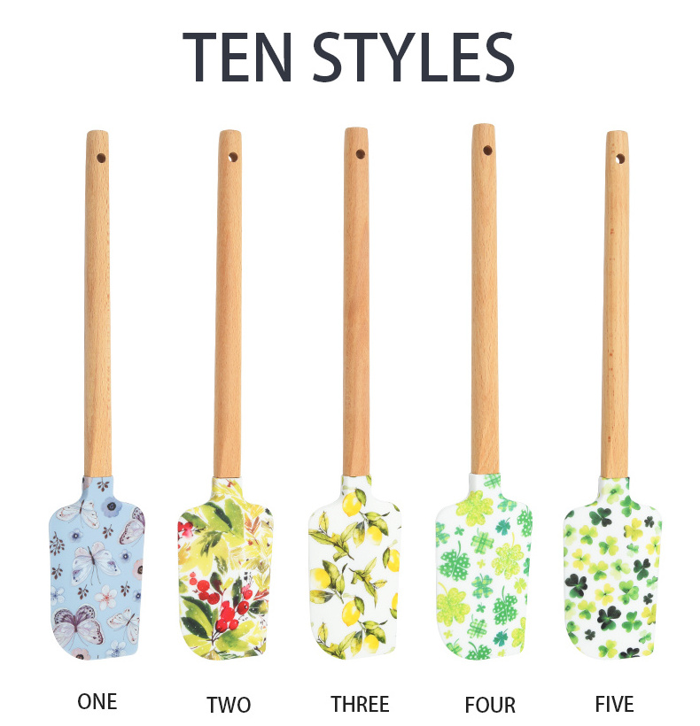 Wholesale Creative Pattern Cream Cake Scraper Kitchen Baking Silicone Spatula BPA Free Baking Scraper