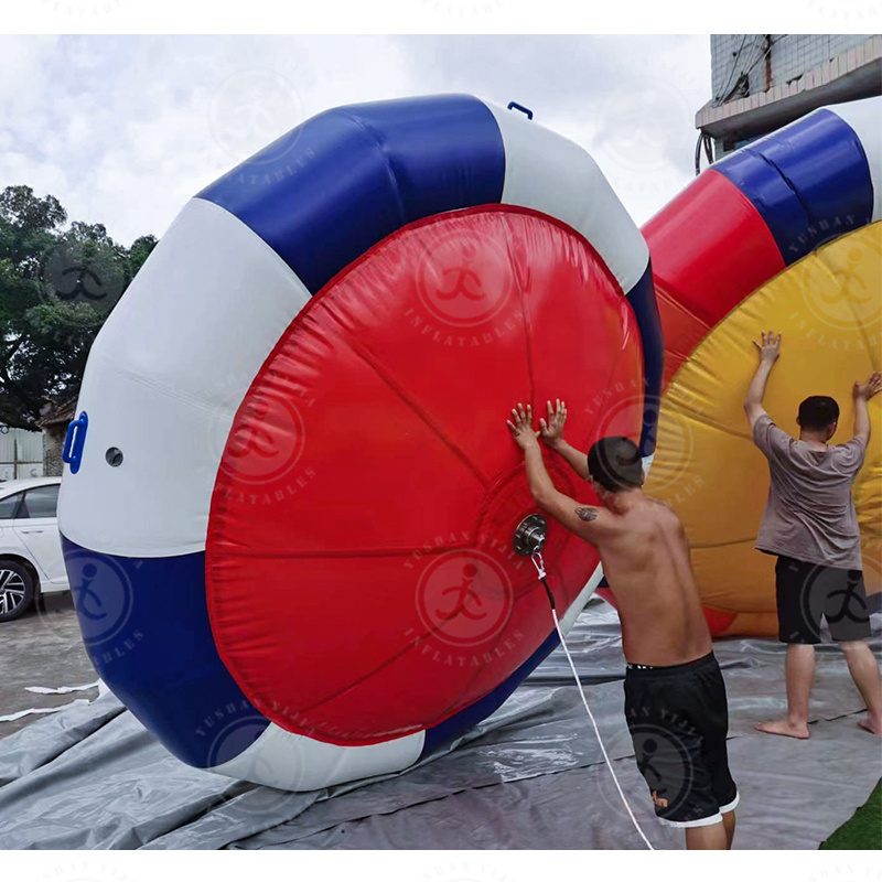 Best 5-6 Person Inflatable  flying spinner Inflatable Rotating Water Toy Disco Boat  For Water Entertainment