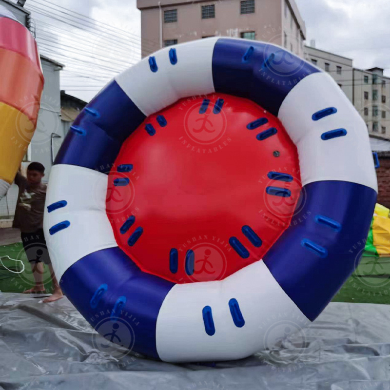 Best 5-6 Person Inflatable  flying spinner Inflatable Rotating Water Toy Disco Boat  For Water Entertainment