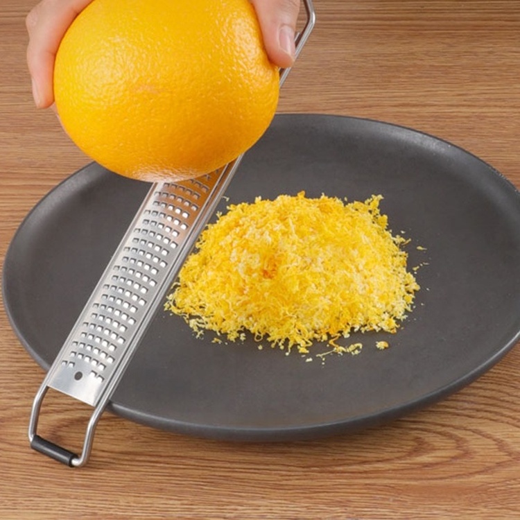 Multifunctional Manual Stainless Steel Cheese Vegetable Zester Grater With Rubber Wood Handle