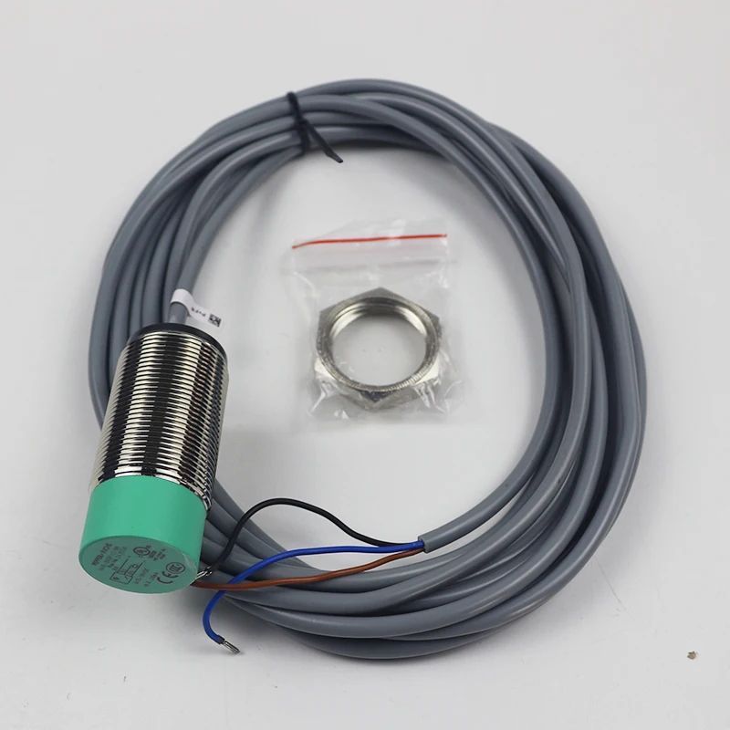 YJL IA15-30GM-I3-5M Replace new products NBN15-30GM60-I3-5M Pepperl+Fuchs Proximity switch sensor German products