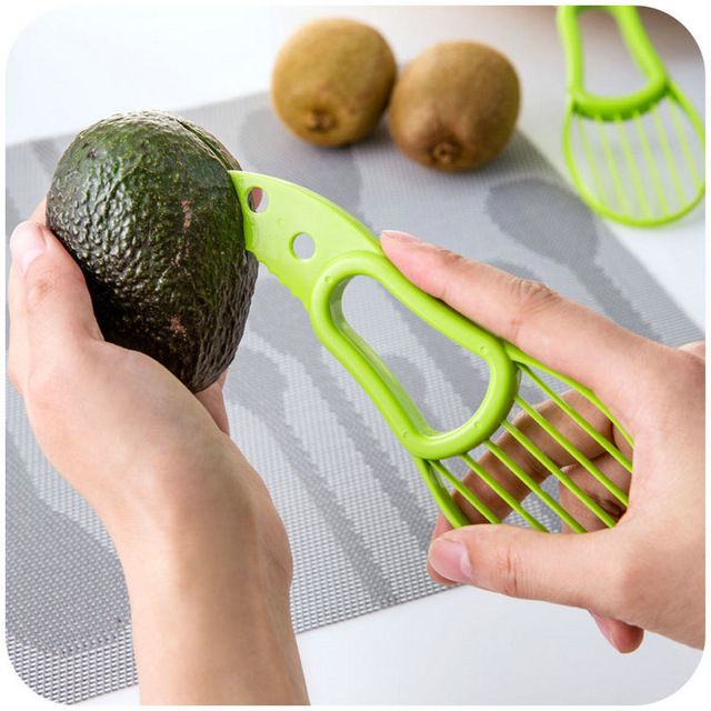 3-in-1 Avocado Slicer Corer Fruit Peeler Cutter Pulp Separator Plastic Kitchen tool