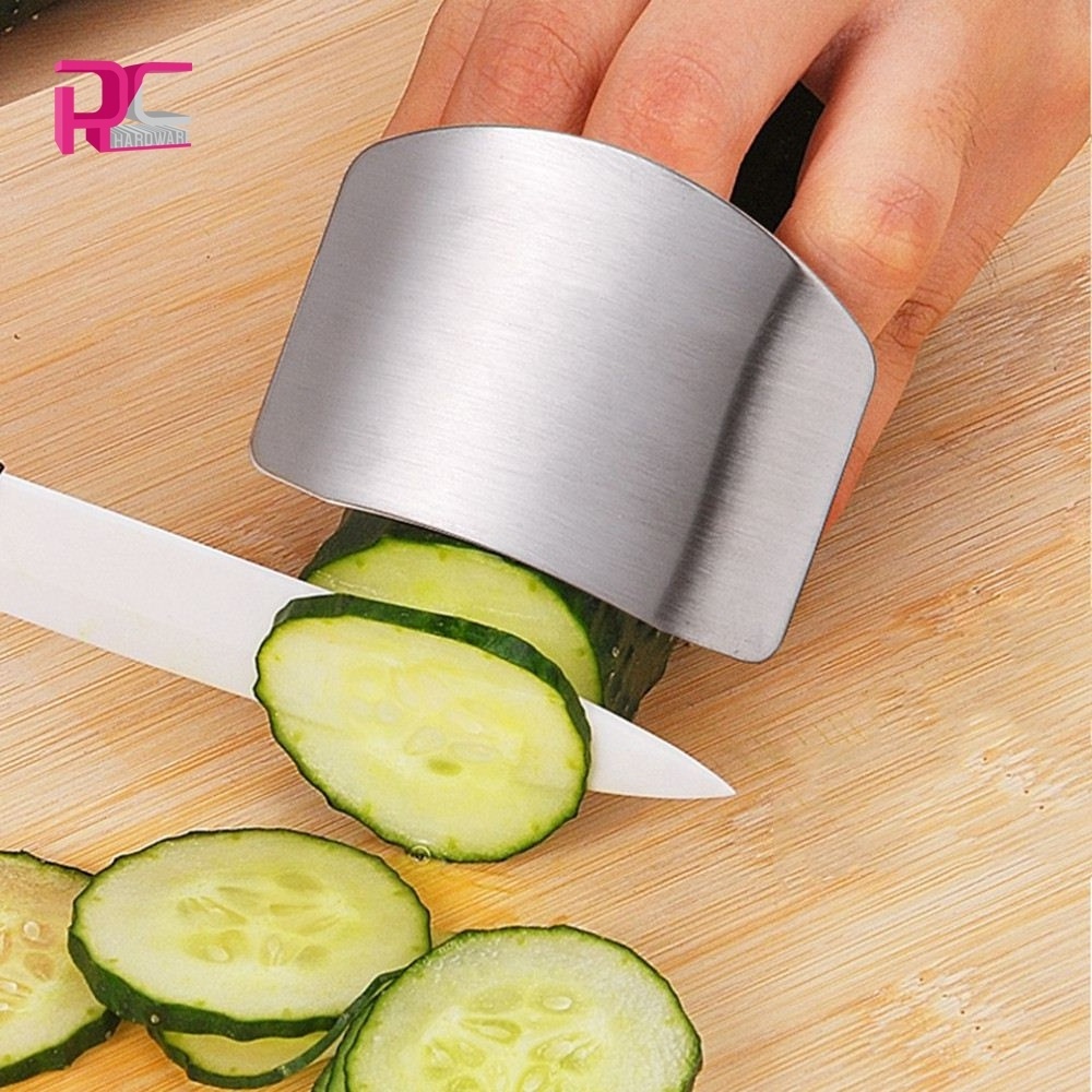 Wholesale kitchen vegetable fruit meat cutting tool safety hand 18/8 stainless steel finger slice guard