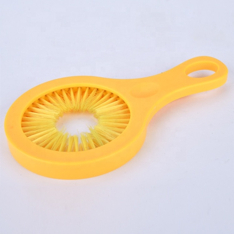 ANJUKE Portable Kitchen Soft Bristle Corn Silk Remover Brush  Corn Desilker Cleaning Brush Corn Cucumber Brush Tools