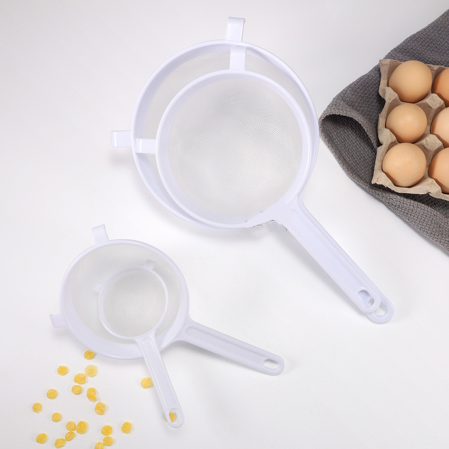 4pcs Plastic Handheld Flour Sieve Strainer Baking Flour Sifter