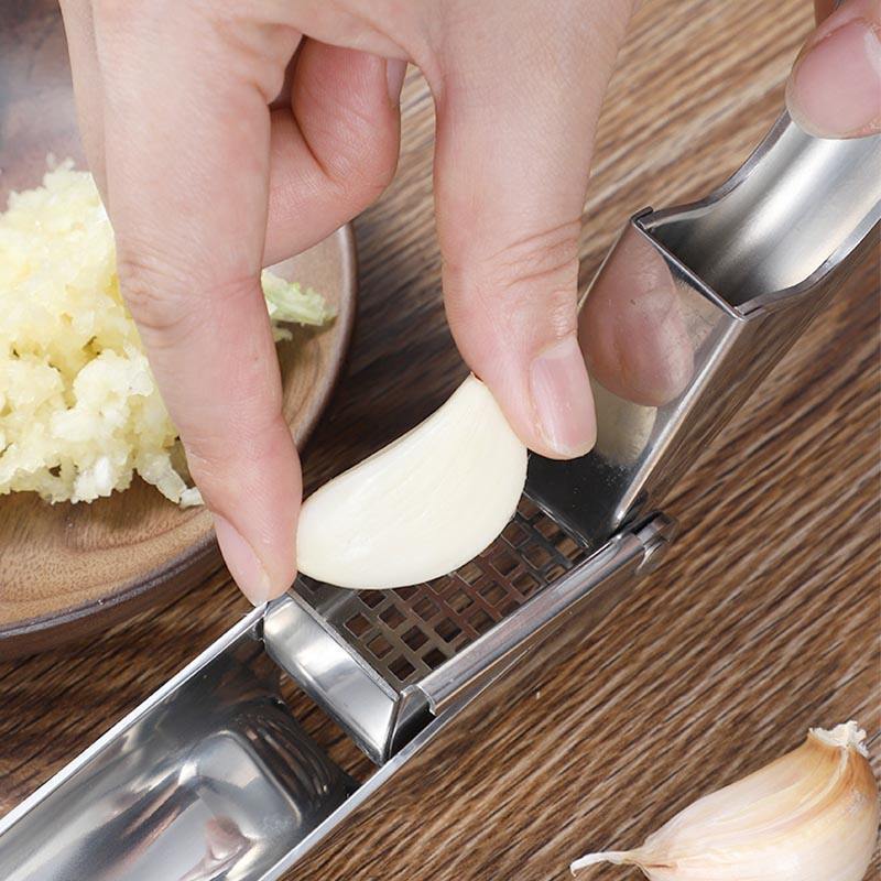 Stainless Steel  Garlic Masher Garlic Squeezer Pepper Ginger Masher Handheld Ginger Crushing Tool Garlic Press