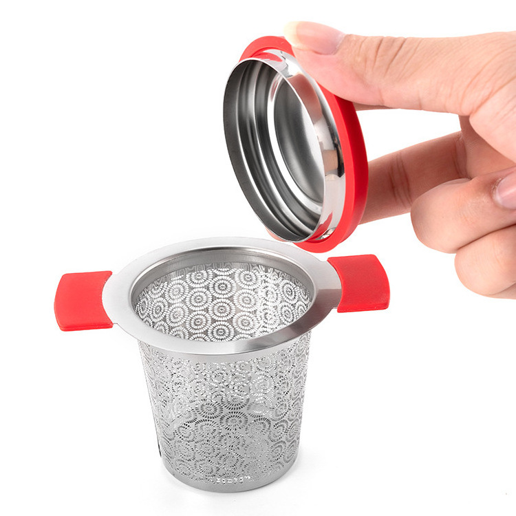 China Factory Stock Double Handles Metal 18 8 Stainless Steel Loose Leaf Tea Filter Strainer Tea Infuser with Lid