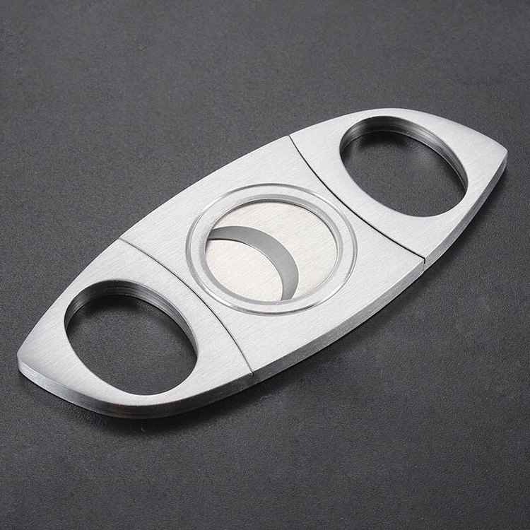 China Manufacturer Cigar Cutter Stainless Steel Smooth Double Blade Exquisite Cigar Accessories Creative Cigar Clipper