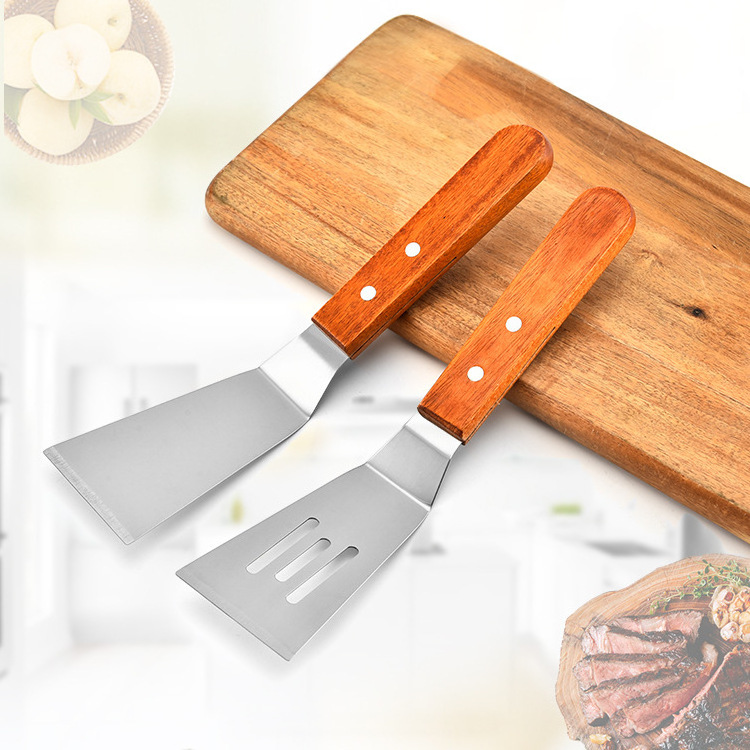 China Factory OEM Hamburger Turner BBQ Scraper Pancake Flipper Stainless Steel Metal Griddle Grill Spatula with Wood Handle