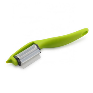 Best sell PP and stainless steel 3 in 1 peeler peeler kitchen with julian blade, straight blade and serrated blade