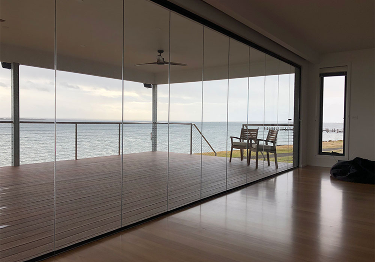 Popular Aluminum Sliding Door and Window Frameless Glass Folding Doors Exterior