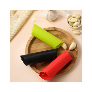 Wholesale Kitchen Garlic Peeler Skin Remover Roller Keeper Silicone Garlic Peeler Skin Remover Roller