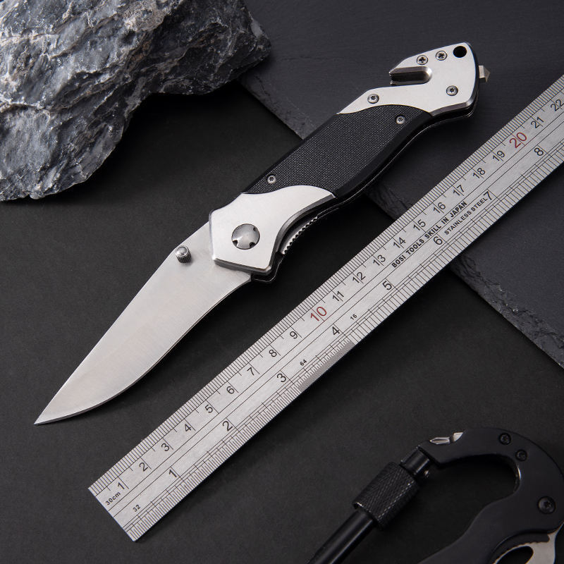 High Quality Stainless Steel Wooden Handle Steel Folding Pocket Knife Outdoor Camping Survival Knives