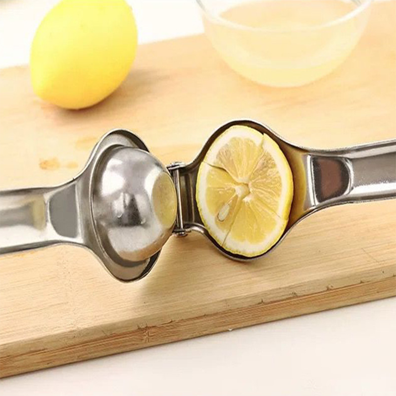 Cheap price 2023 zinc alloy metal manual  lemon squeezer stainless steel