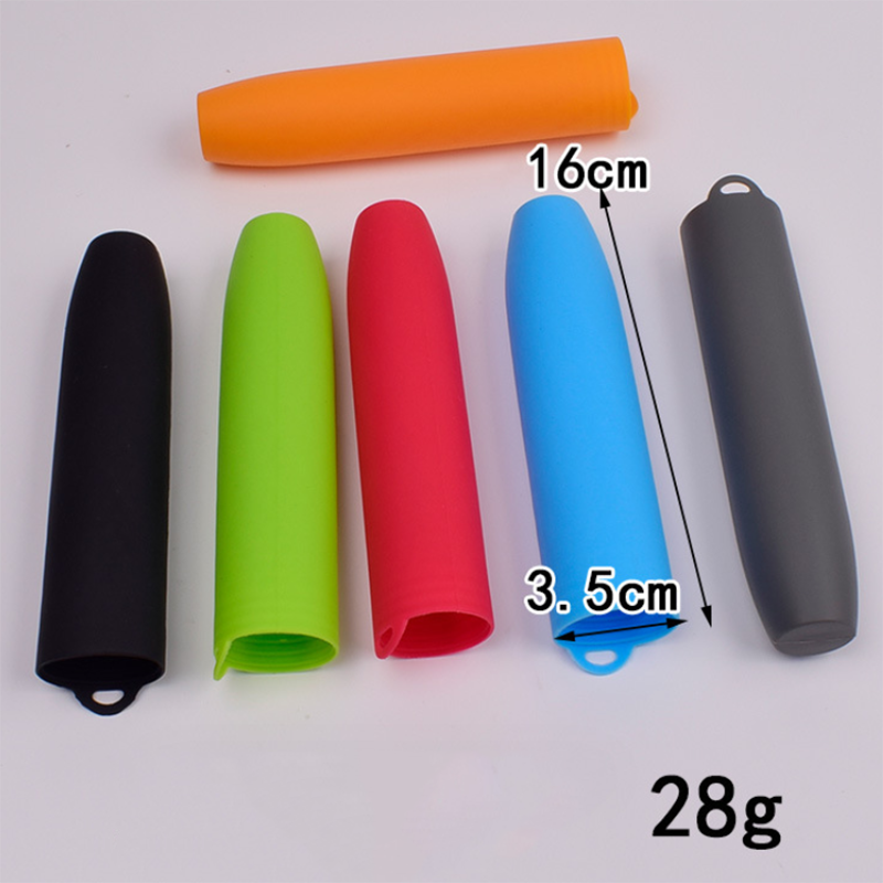 Good grade colorful kitchen gadgets smart tools silicone manual garlic peeler garlic press mincer peeling roller